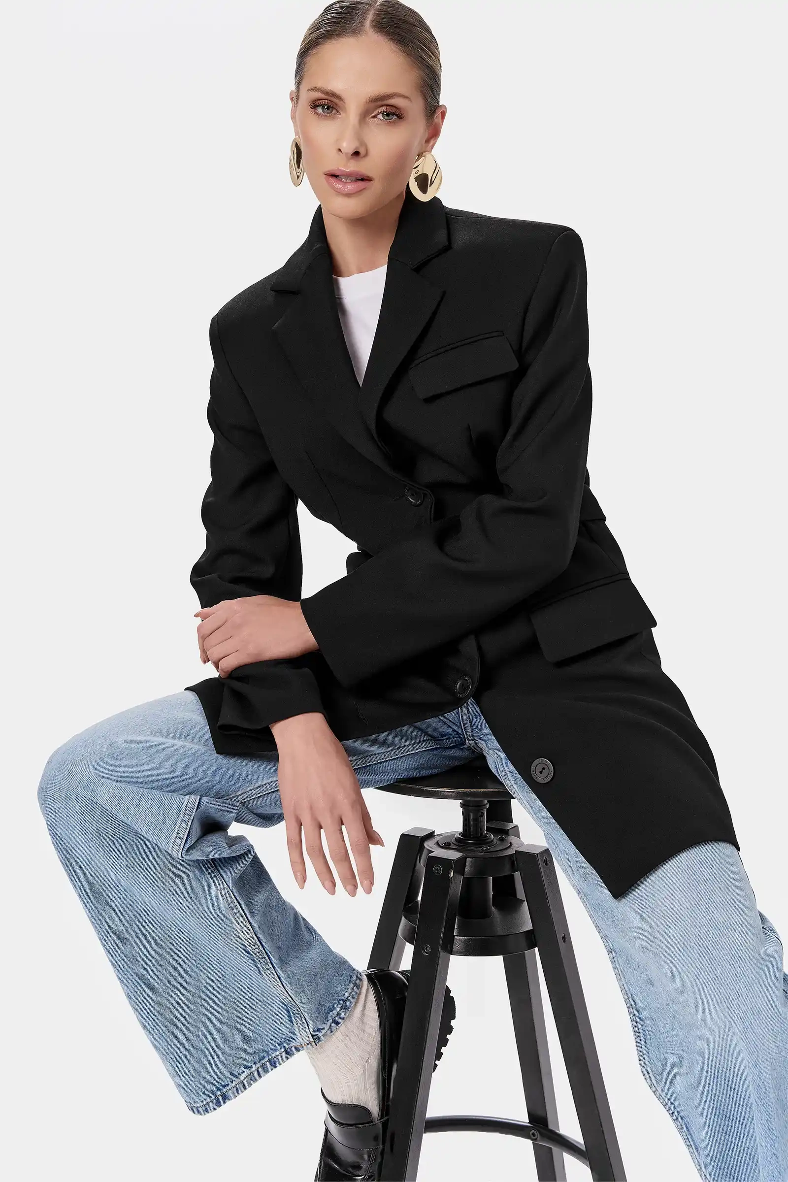Czarna marynarka