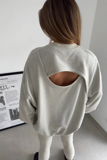 Sheila - Women's Gray Sweatshirt with a Cutout Back 'Dewia'