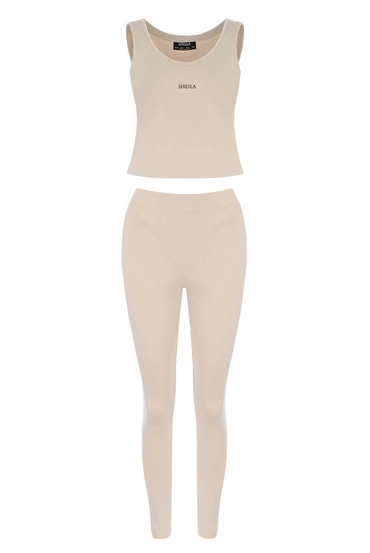 Sheila - Women's sports top and leggings set in beige 'Maestic'