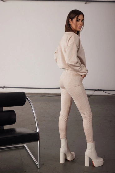 Sheila - Damskie Leginsy spodnie beżowe logowane 'Nyla'