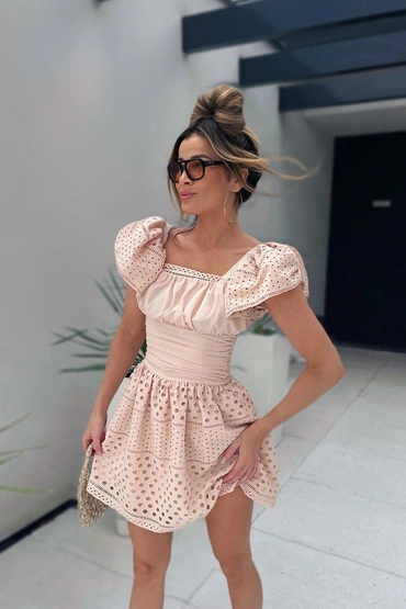 Sheila - Women's beige dress with puffs and midi decorations 'Simone Beige'