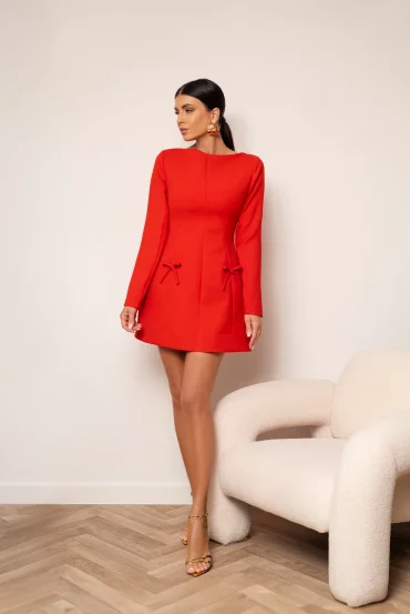 Sheila - Women's red mini dress with long sleeves 'Elija'