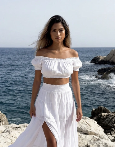 SHEILA - Women's white cotton top 'Luizanna'