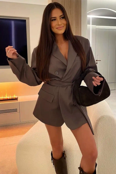 Sheila- Damska Brązowa marynarka o kroju oversize z haftem  'Alana'