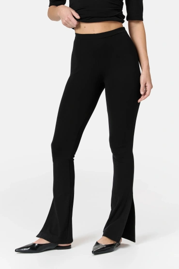Sheila – Women’s figure-slimming wide-leg leggings “Mistry”