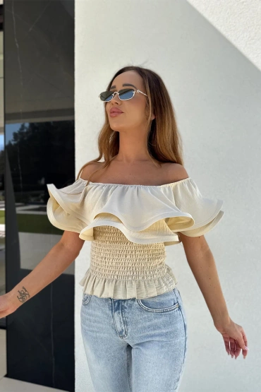 Sheila Select - Damska Bluzka beżowa z falbanami 'Doncia Beige'